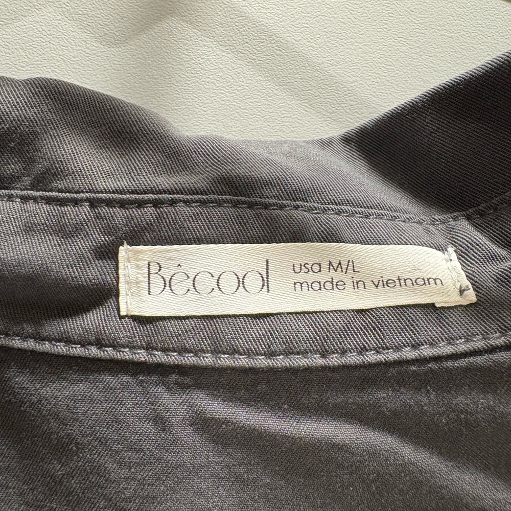 Button down shirt - Picture 2 of 2